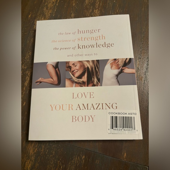 The Body Book by Cameron Diaz - Picture 2 of 6